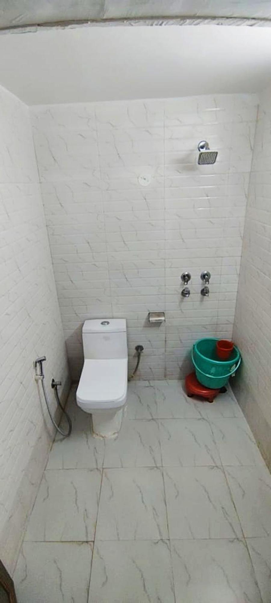 Luxury Rooms In Safdarjung Enclave Near Aiims & Safdarjung Hospital Нью-Дели Экстерьер фото