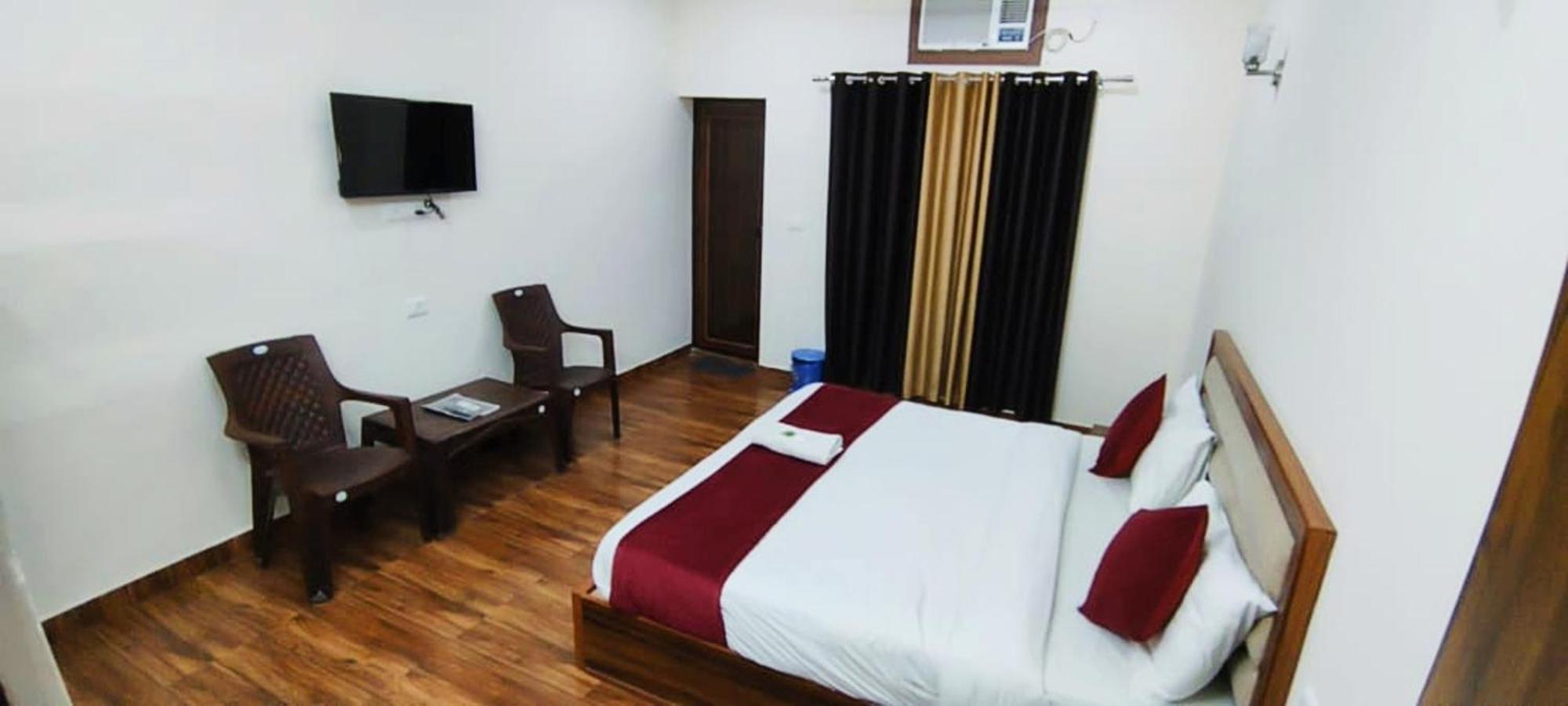 Luxury Rooms In Safdarjung Enclave Near Aiims & Safdarjung Hospital Нью-Дели Экстерьер фото